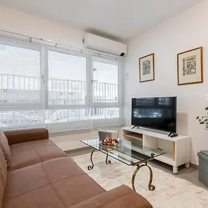  Apartamento Dobo America