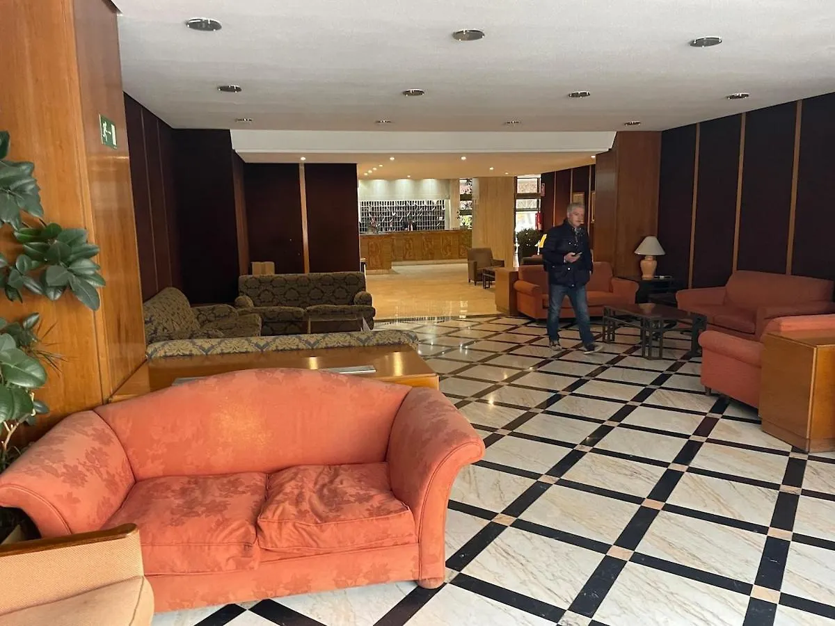 Chamartin St Calle Mauricio Legendre Madrid Apartamento